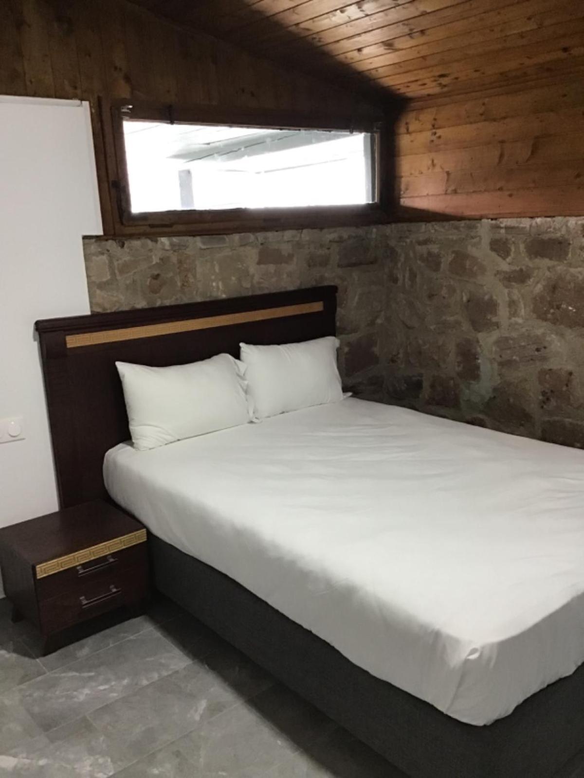 Hotel Parc Les Cigognes Albe Ngoại thất bức ảnh