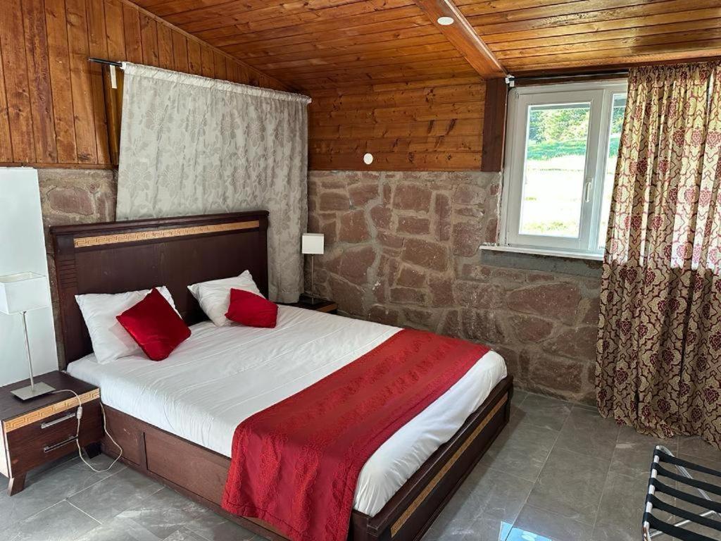 Hotel Parc Les Cigognes Albe Ngoại thất bức ảnh
